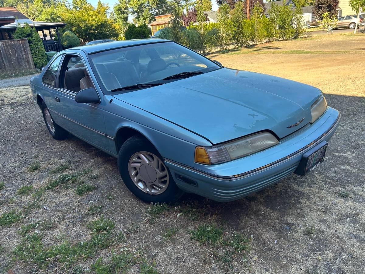 Ford-thunderbird-1991-blue