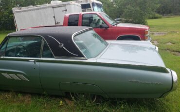 Ford-thunderbird-2-dr-coupe-landau-edition-1963-green-12