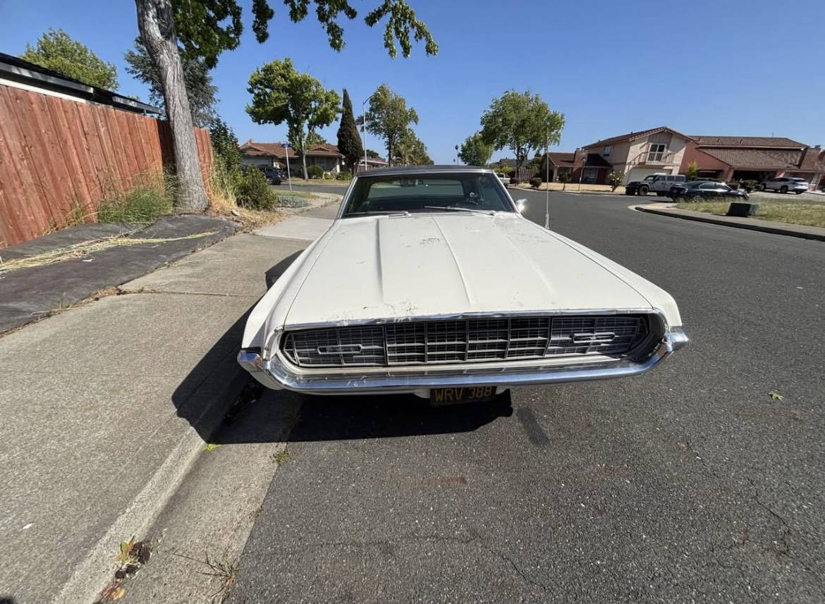 Ford-thunderbird-2d-1968-white-2