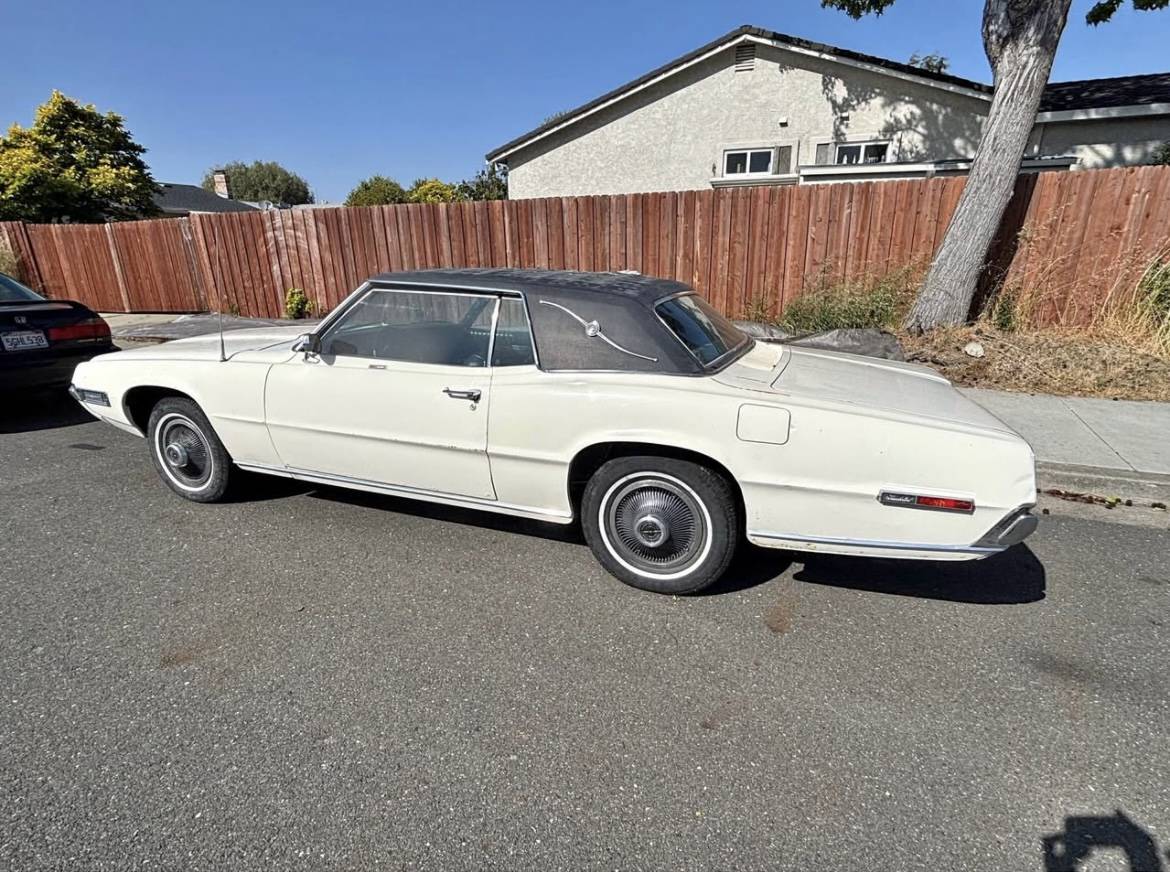 Ford-thunderbird-2d-1968-white-4