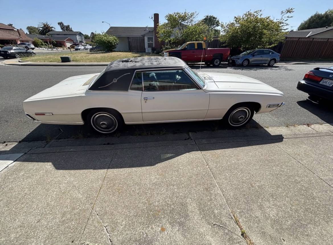 Ford-thunderbird-2d-1968-white