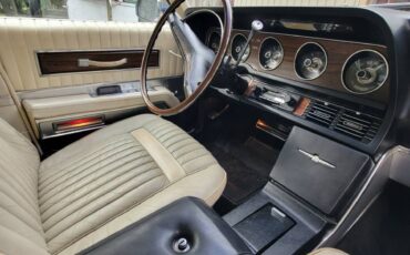 Ford-thunderbird-base-1969-custom-6