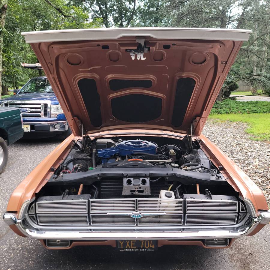 Ford-thunderbird-base-1969-custom-9