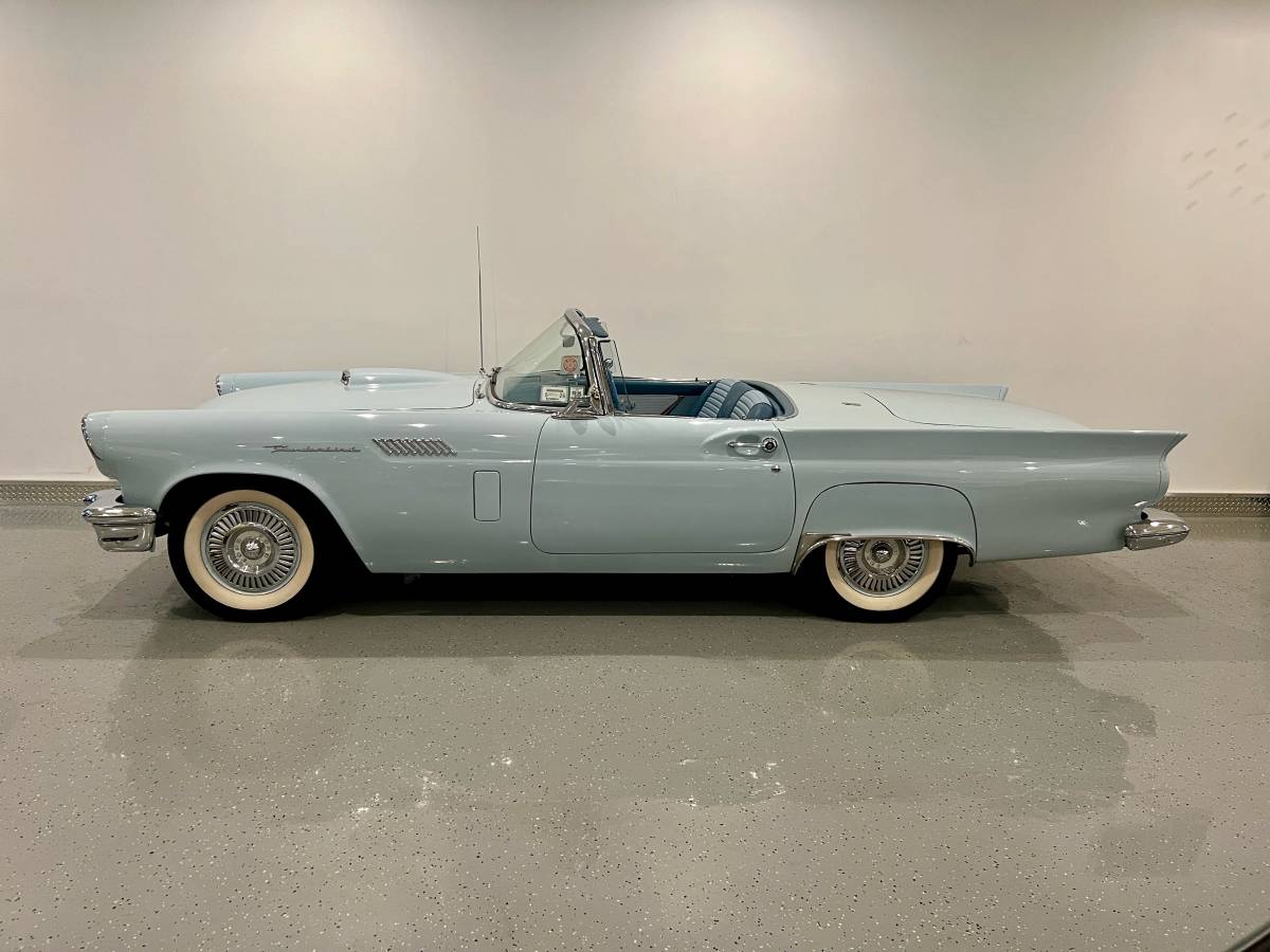 Ford-thunderbird-convertible-1957-blue-12