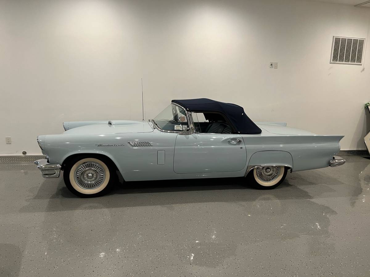 Ford-thunderbird-convertible-1957-blue-13