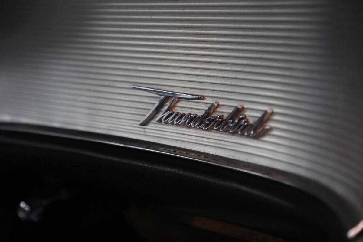 Ford-thunderbird-convertible-1963-white-13
