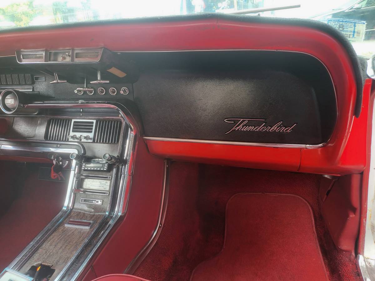 Ford-thunderbird-convertible-1966-white-7