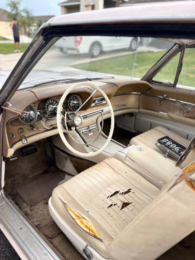 Ford-thunderbird-coupe-1962-10