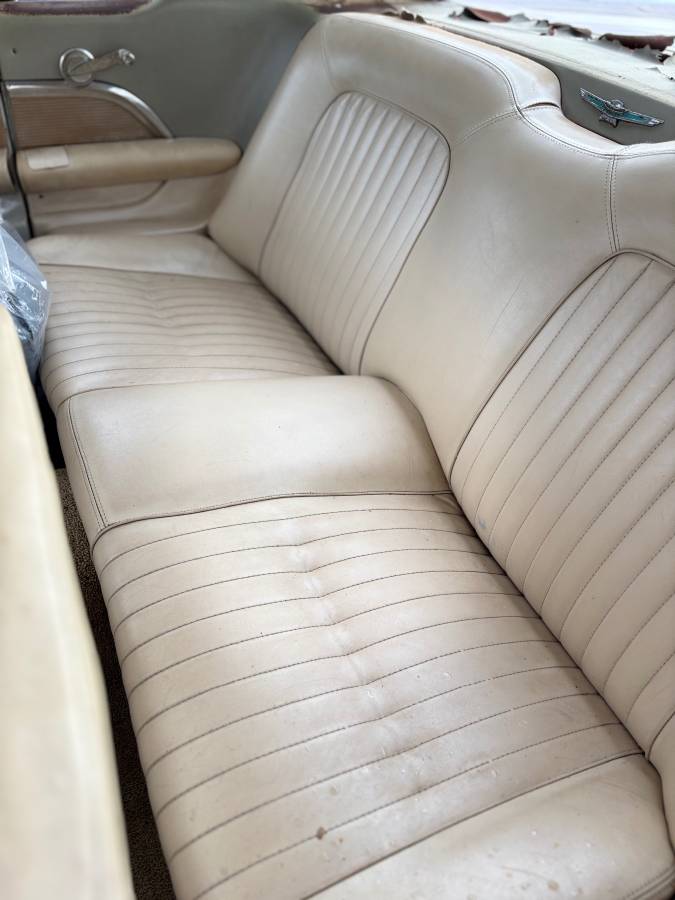 Ford-thunderbird-coupe-1962-16