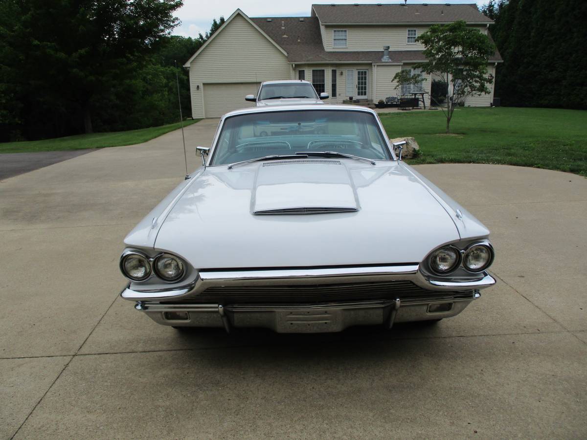 Ford-thunderbird-coupe-1964-white-1