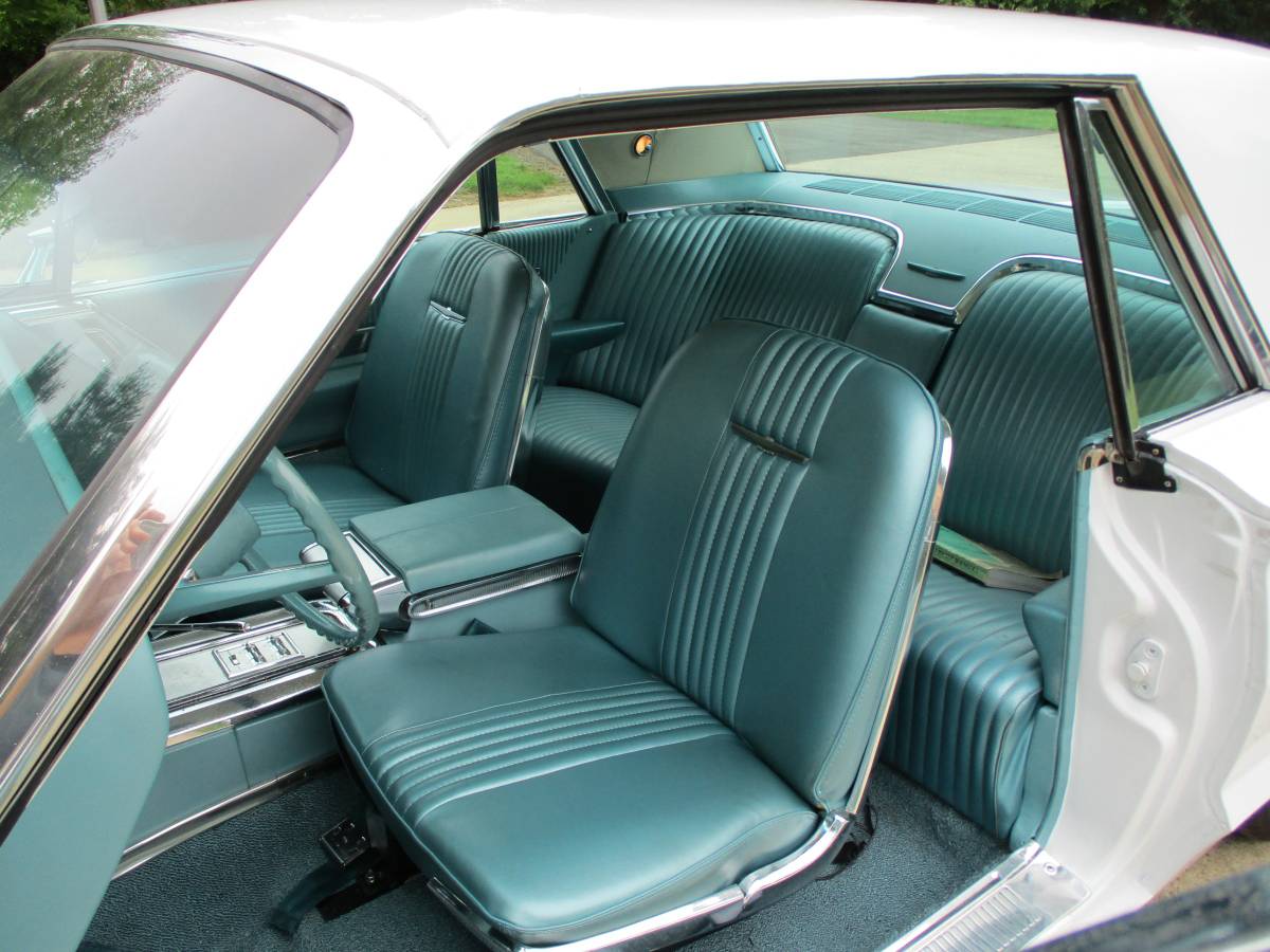 Ford-thunderbird-coupe-1964-white-4