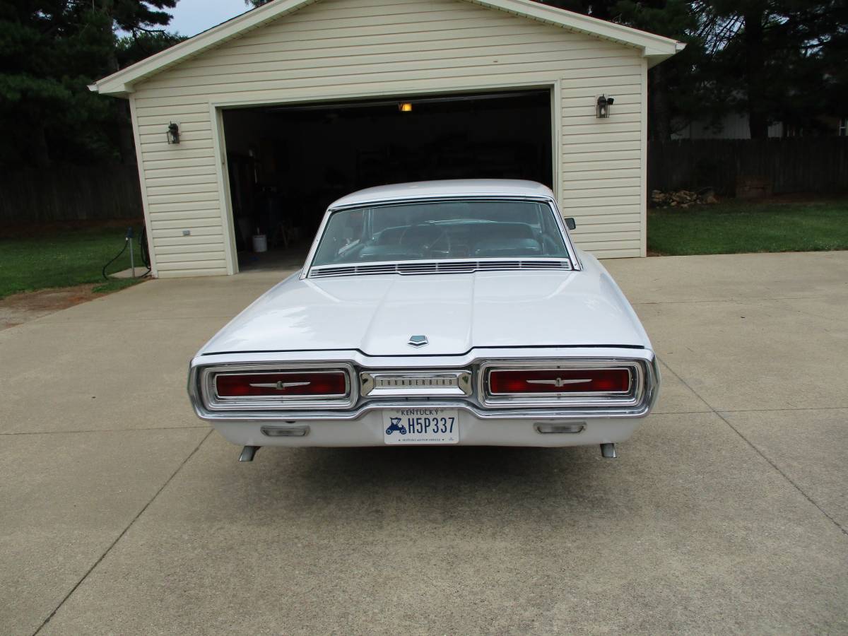 Ford-thunderbird-coupe-1964-white-7