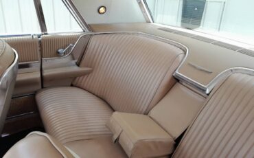 Ford-thunderbird-coupe-1965-17