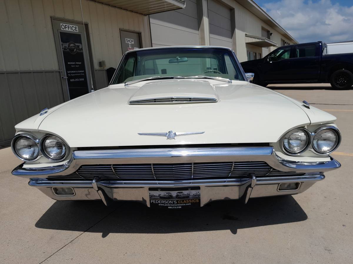 Ford-thunderbird-coupe-1965-8