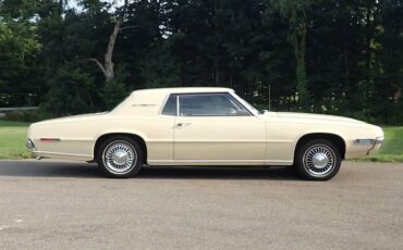 Ford-thunderbird-coupe-1968-yellow-10