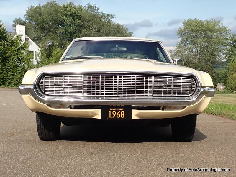 Ford-thunderbird-coupe-1968-yellow-11