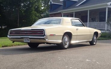 Ford-thunderbird-coupe-1968-yellow-13