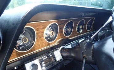 Ford-thunderbird-coupe-1968-yellow-19