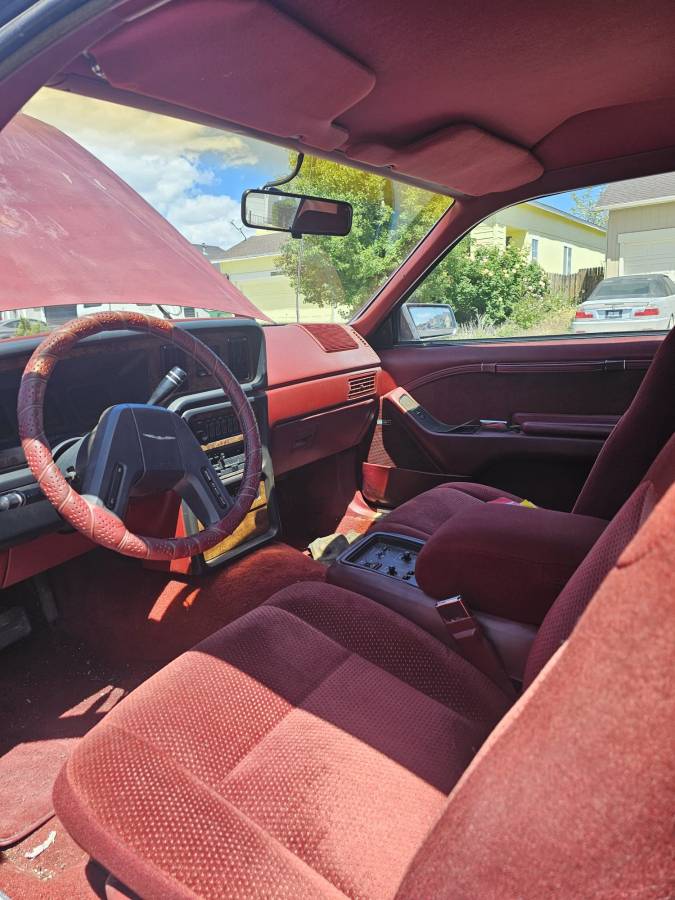Ford-thunderbird-coupe-1986-red-1
