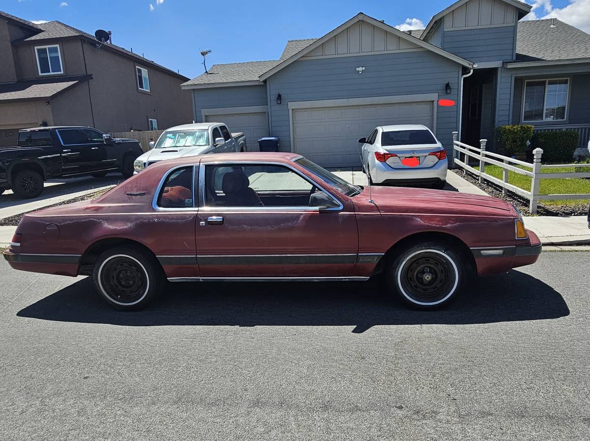 Ford-thunderbird-coupe-1986-red-4