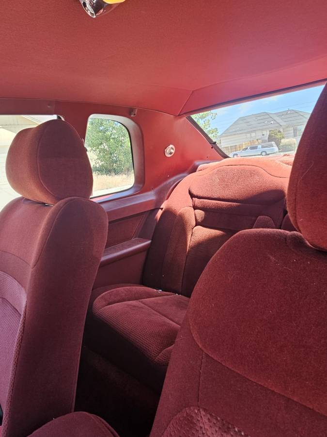 Ford-thunderbird-coupe-1986-red