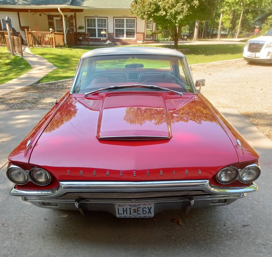 Ford-thunderbird-deluxe-1964-red-4