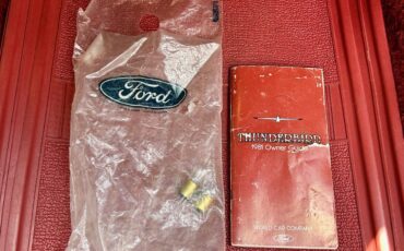 Ford-thunderbird-landau-1981-13