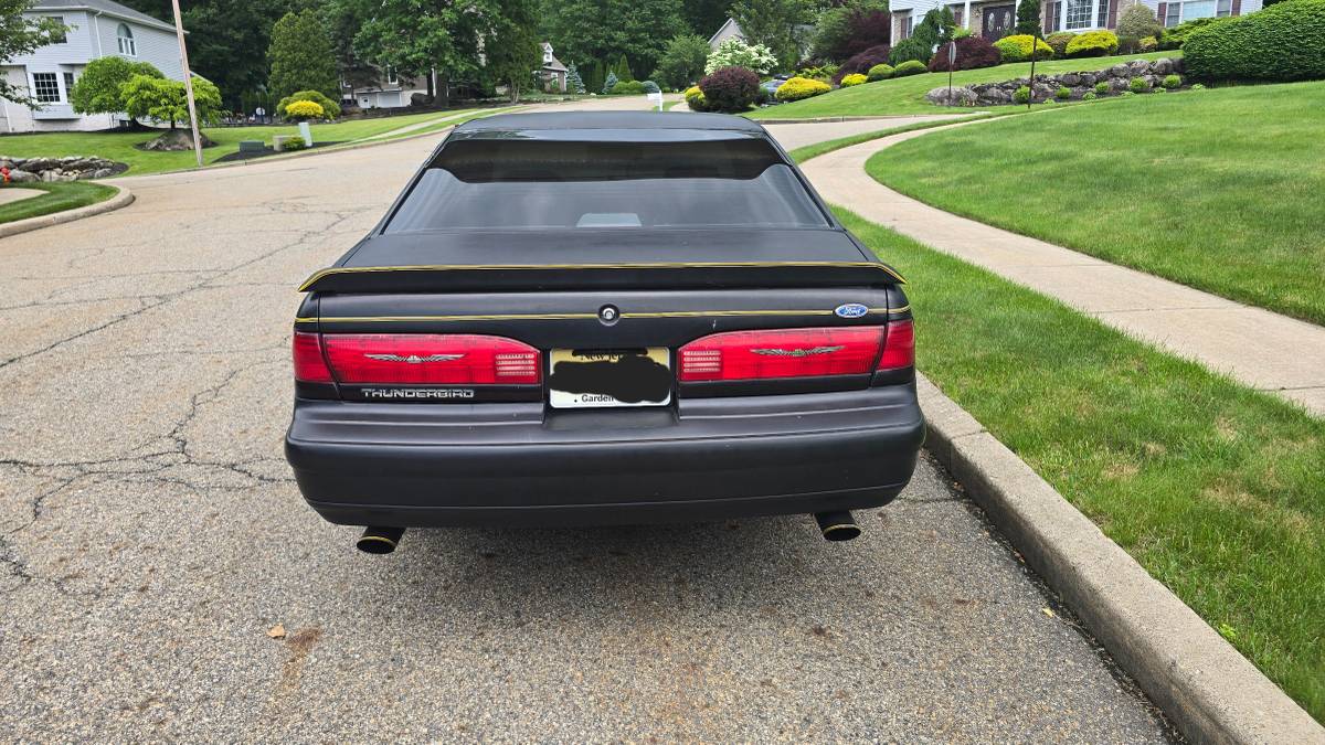 Ford-thunderbird-lx-1993-black-4