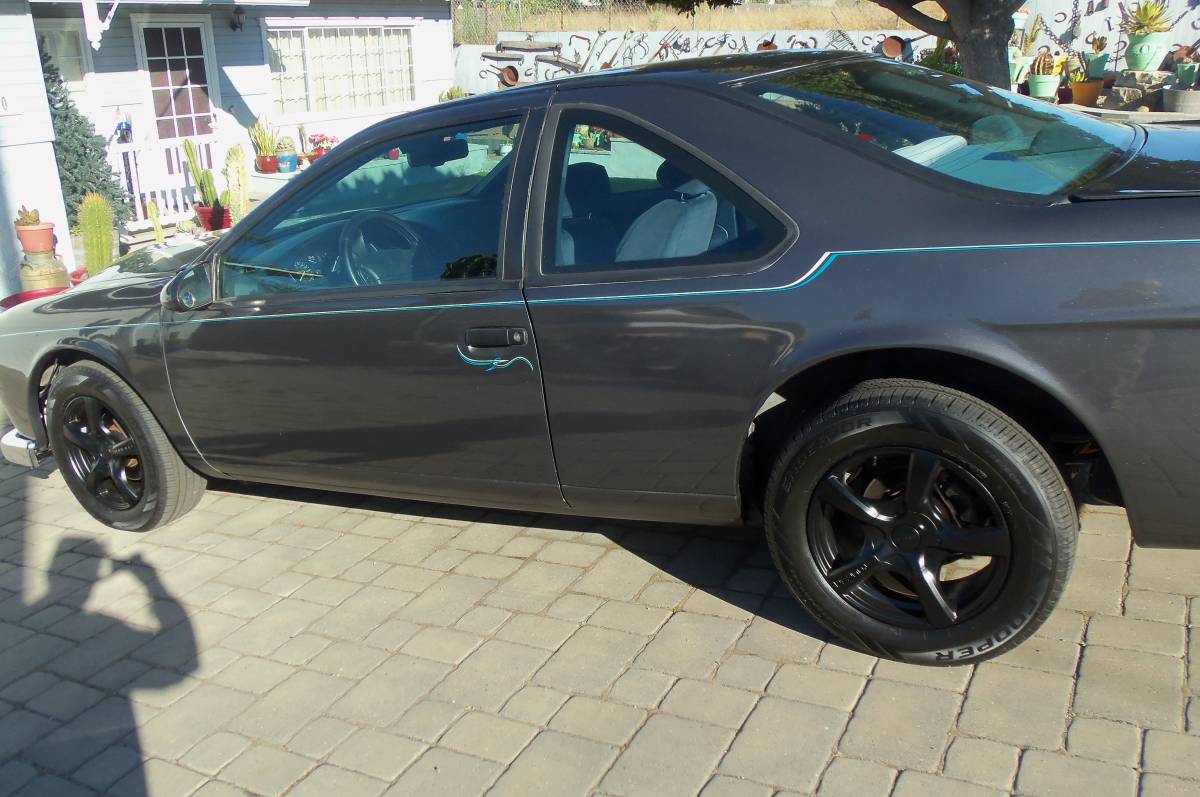 Ford-thunderbird-lx-1994-grey-2