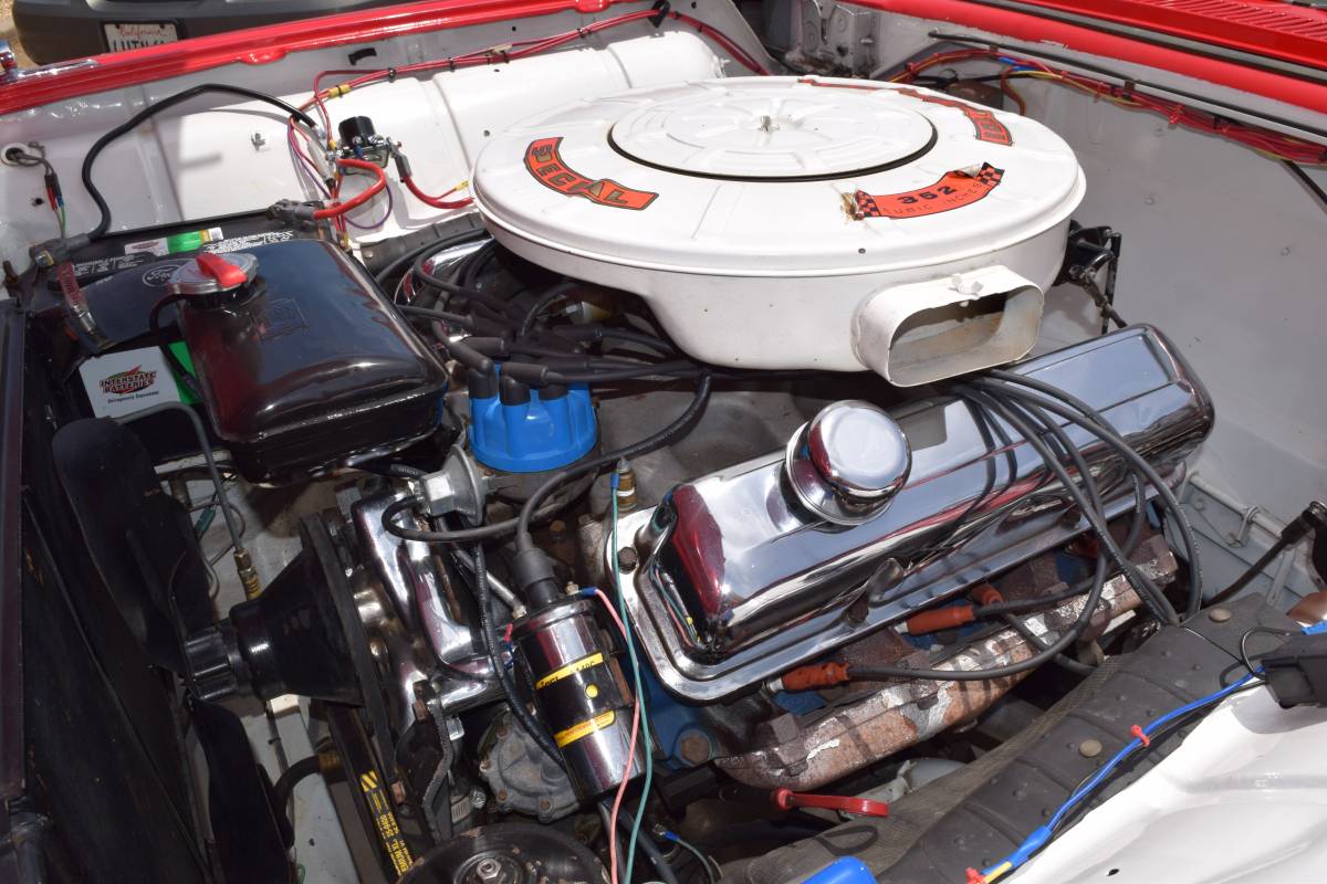 Ford-thunderbird-sunroof-coupe-1960-red-10
