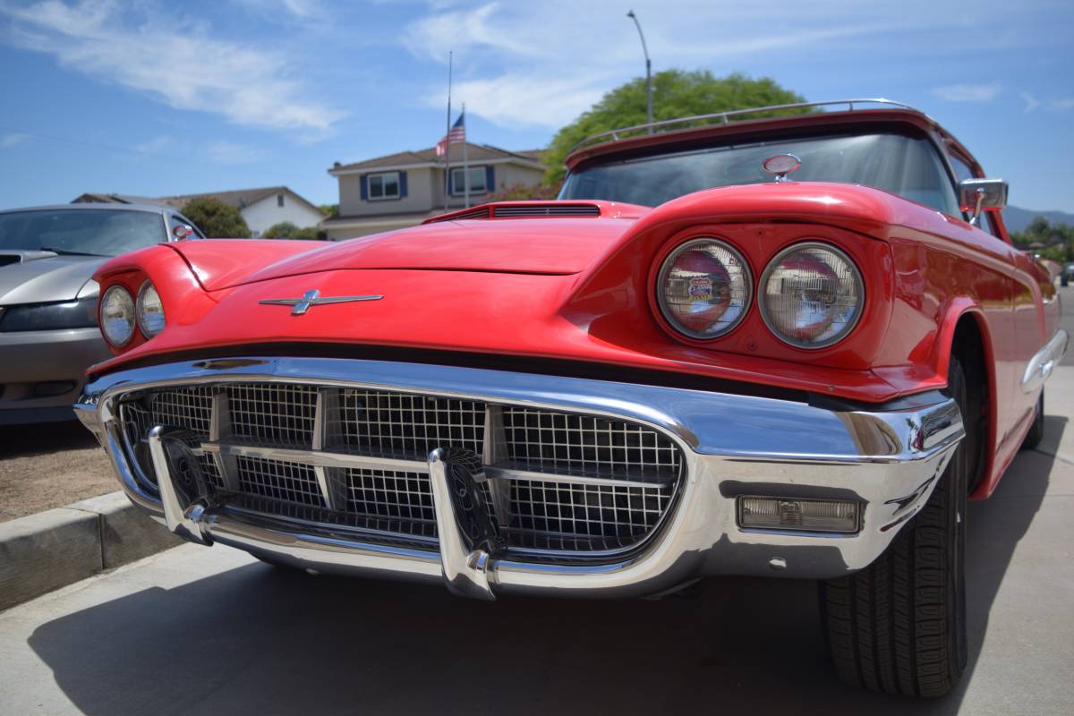 Ford-thunderbird-sunroof-coupe-1960-red-12