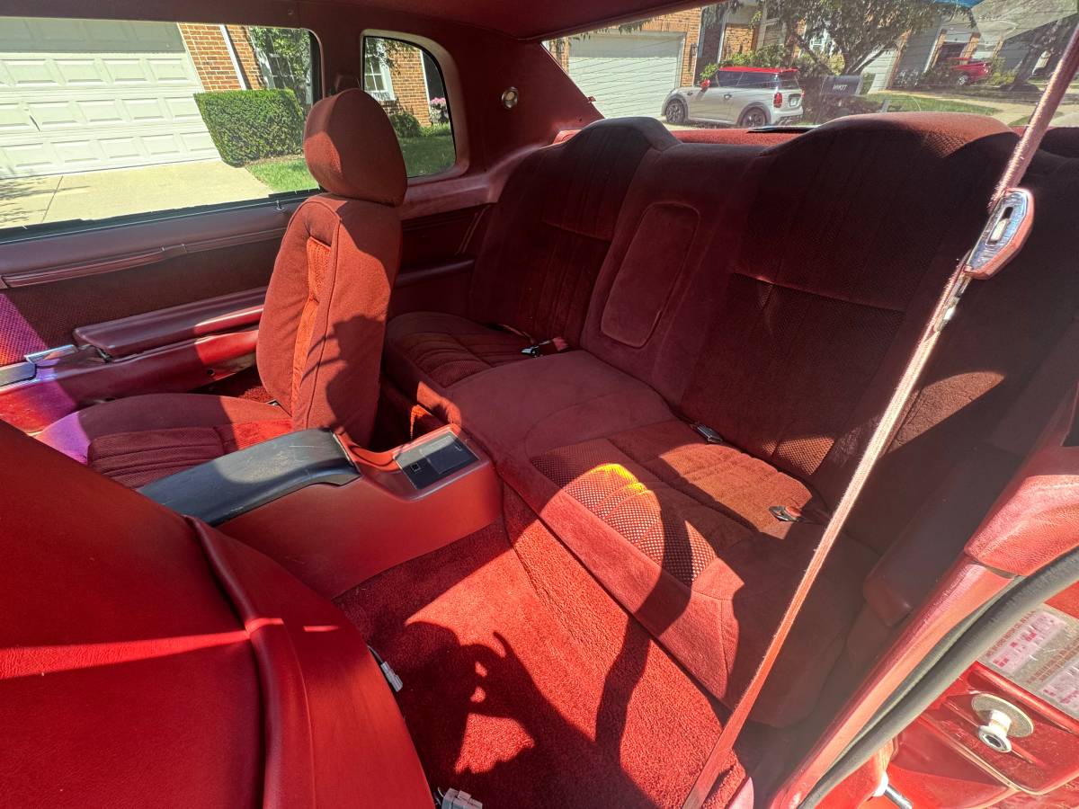 Ford-thunderbird-turbo-coupe-1985-red-10