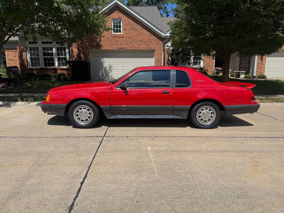 Ford-thunderbird-turbo-coupe-1985-red-8