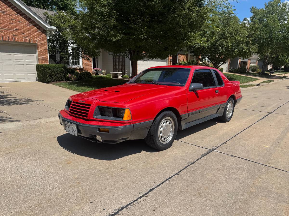 Ford-thunderbird-turbo-coupe-1985-red