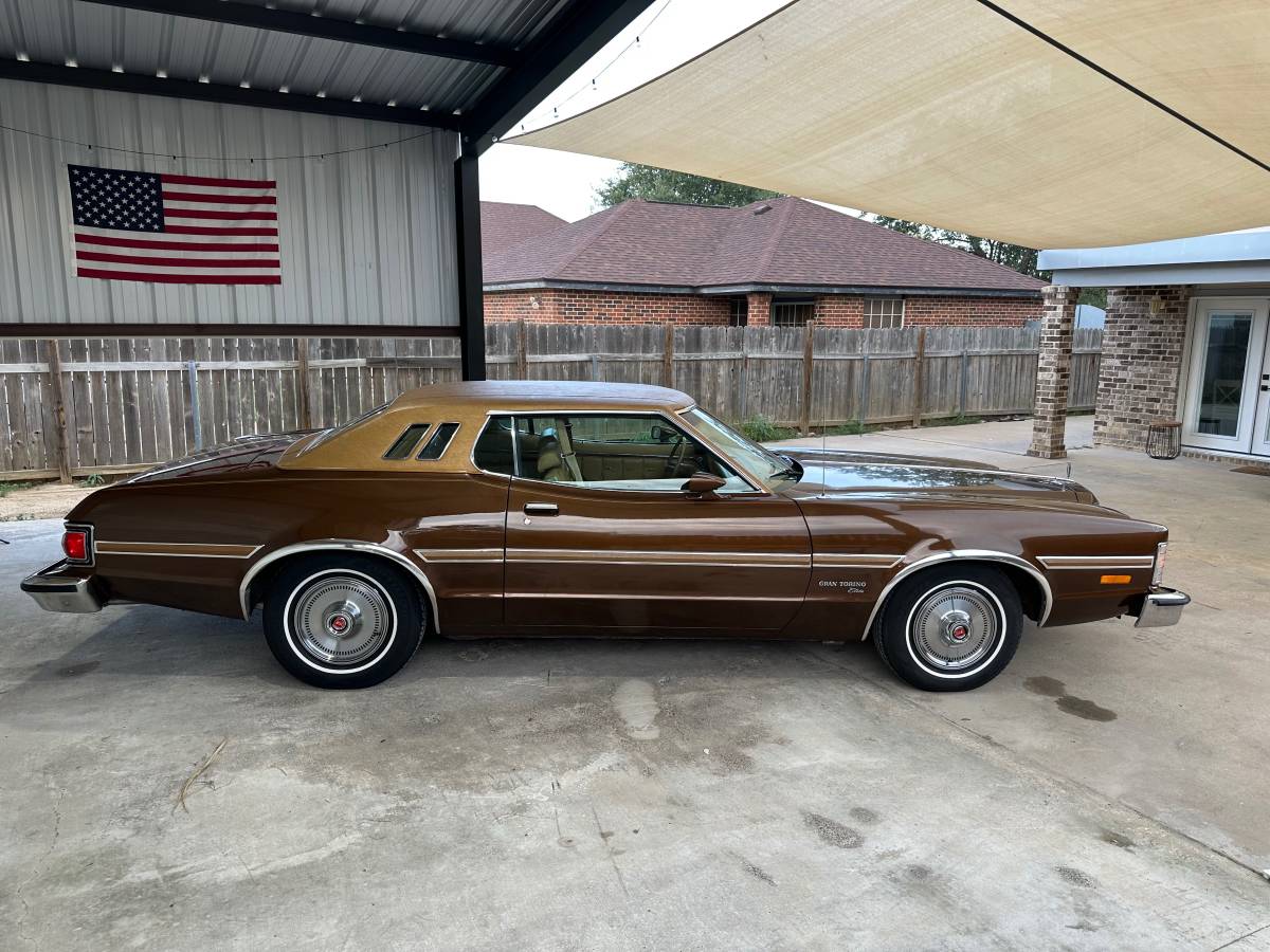 Ford-torino-1974-18