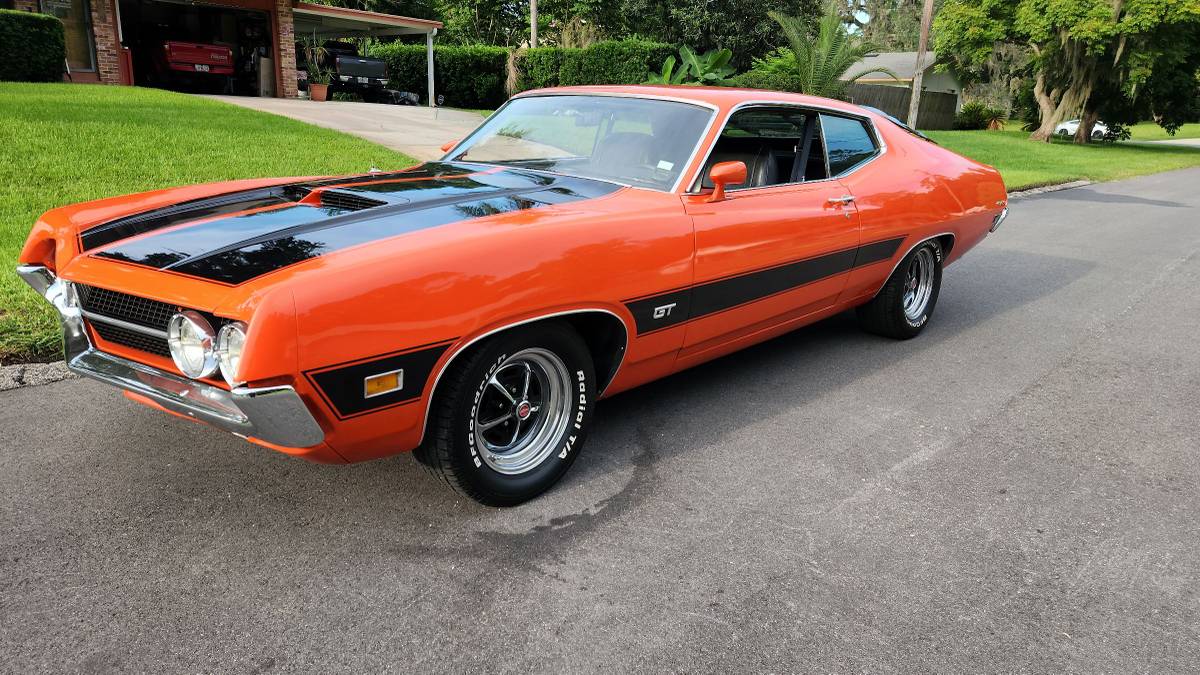 Ford-torino-gt-1970-orange-3