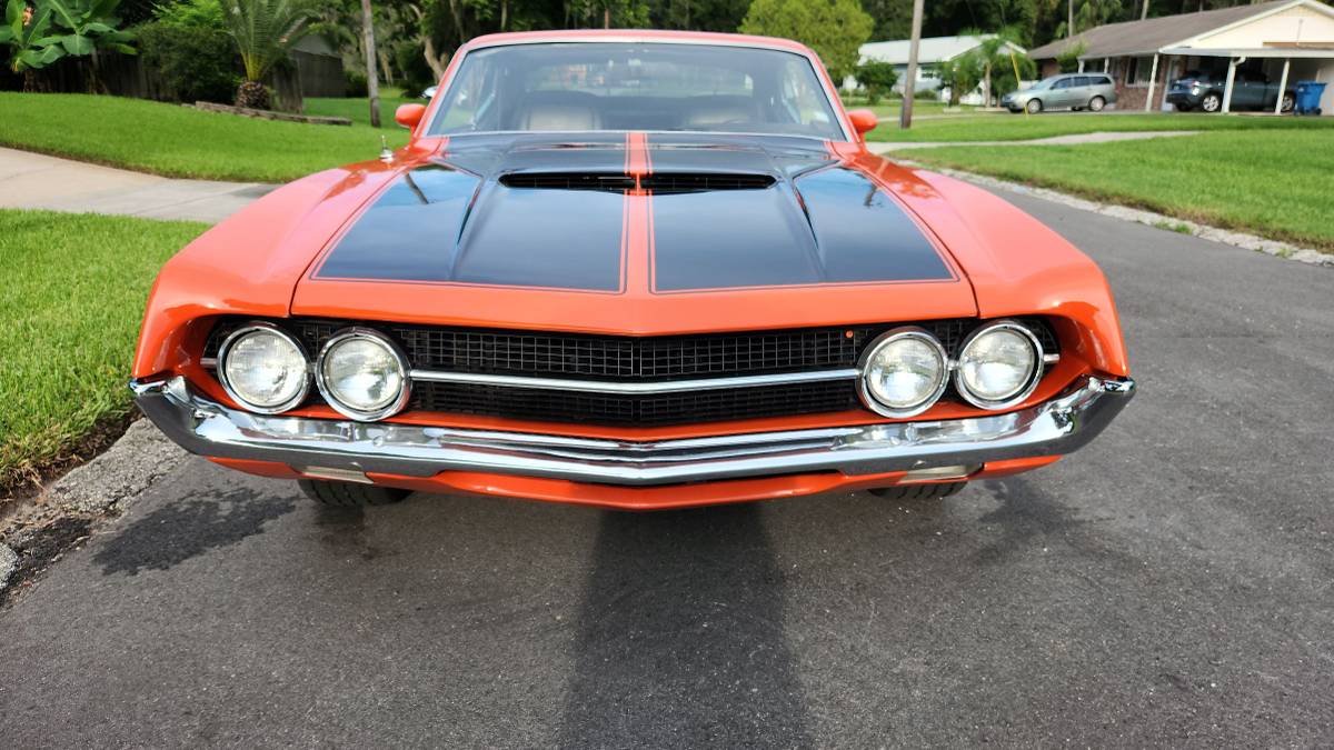 Ford-torino-gt-1970-orange-4