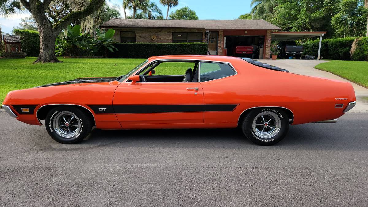 Ford-torino-gt-1970-orange-9