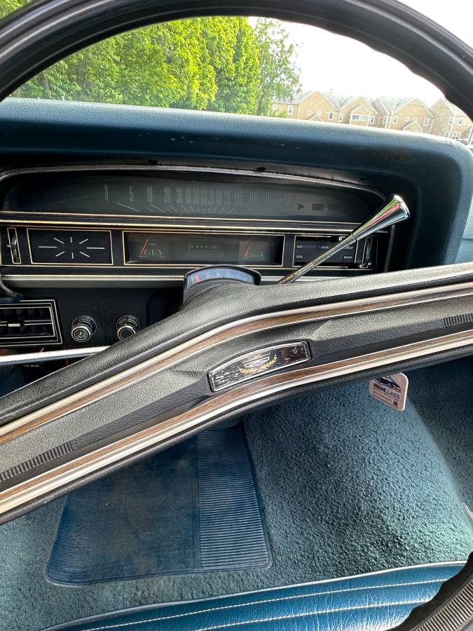 Ford-torino-gt-convertible-1970-blue-12