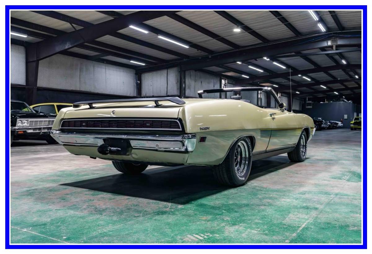 Ford-torino-gt-convertible-1971-37