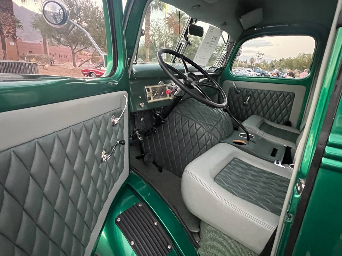 Ford-truck-1947-13