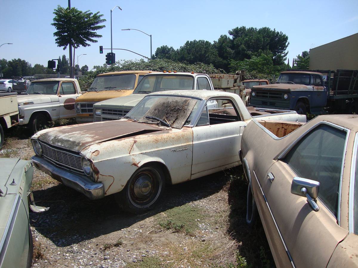 Ford-trucks-1970-custom-17