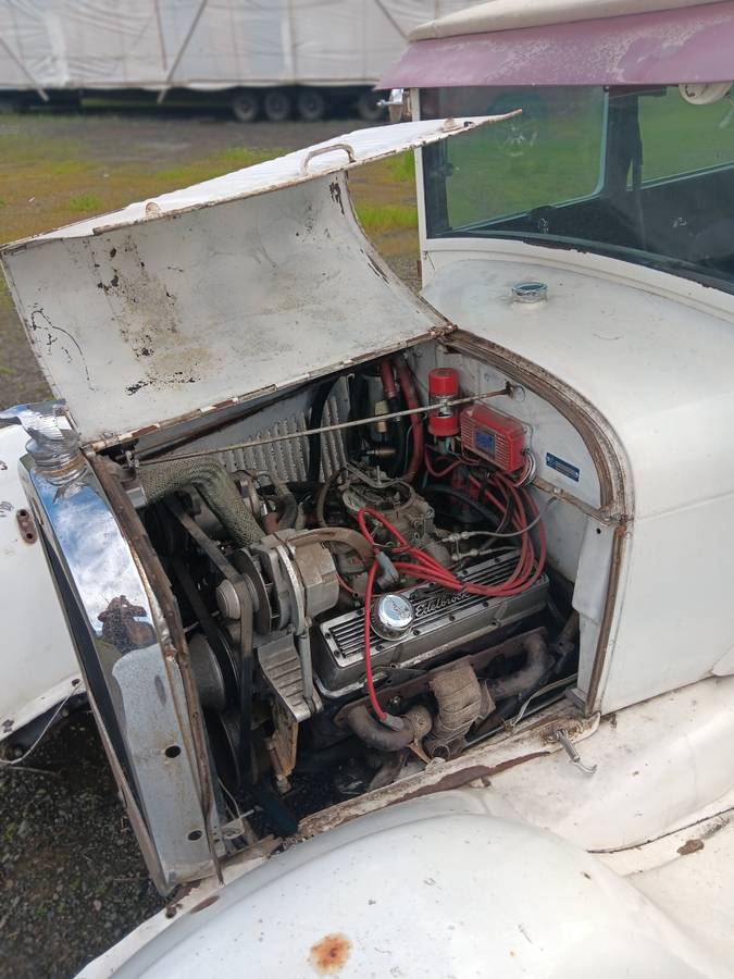 Ford-tudor-1929-white-6