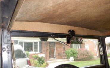 Ford-tudor-1931-black-13