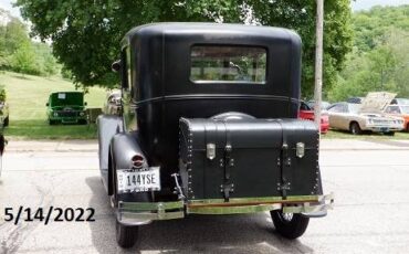 Ford-tudor-1931-black-3