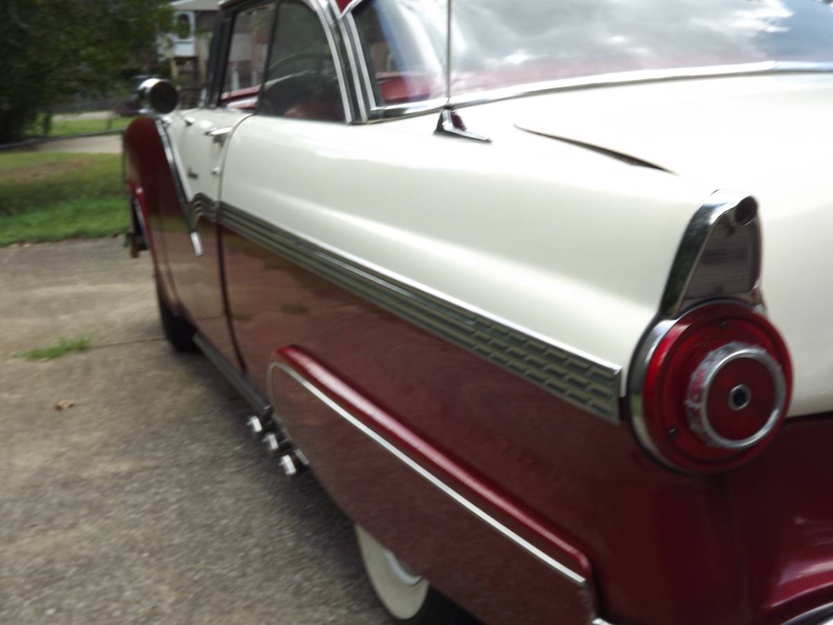 Ford-victoria-1956-10