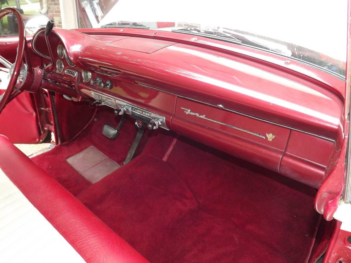 Ford-victoria-1956-12
