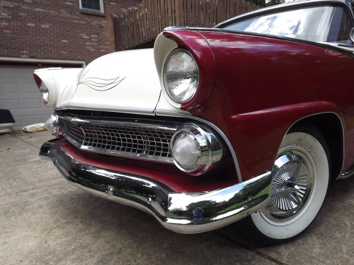 Ford-victoria-1956-9