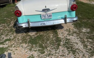 Ford-victoria-1956-blue-2