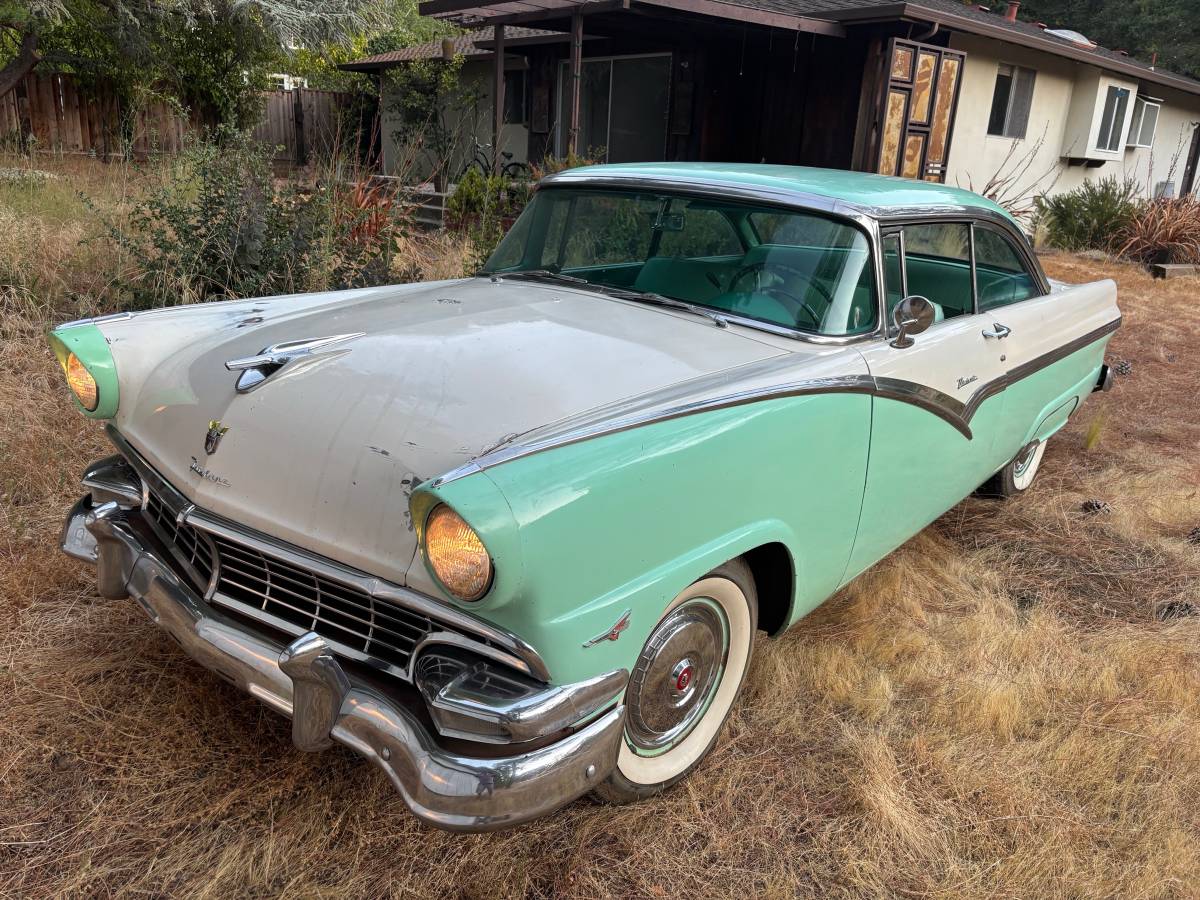 Ford-victoria-1956-custom-1